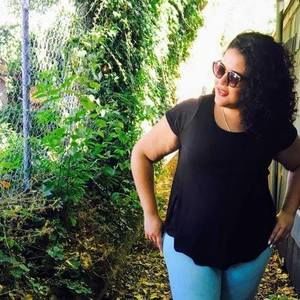 Meet your Posher, Dania